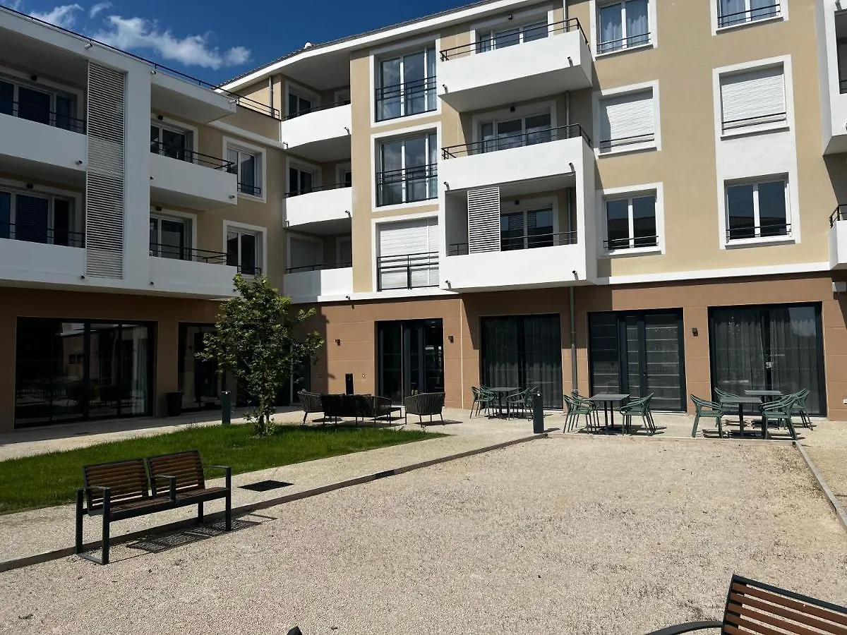 Aparthotel Domitys L'Aubier De Tilia Châteaurenard